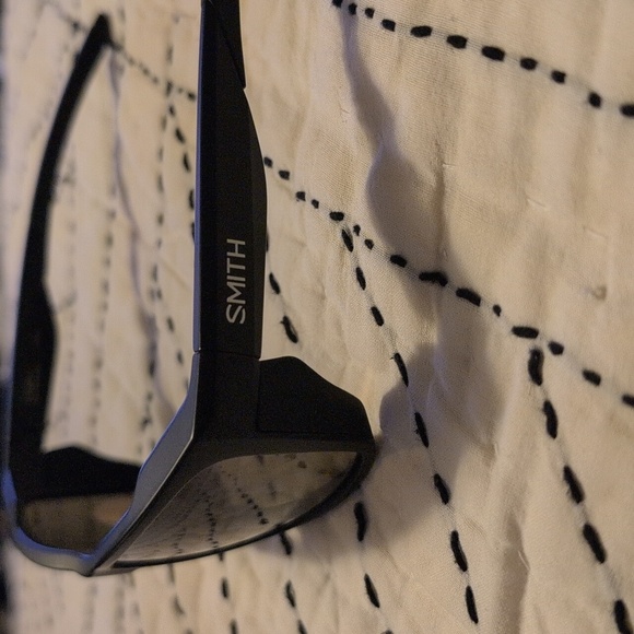 Smith Longfin Elite Wrap Sunglasses Matte Black - Picture 2 of 9